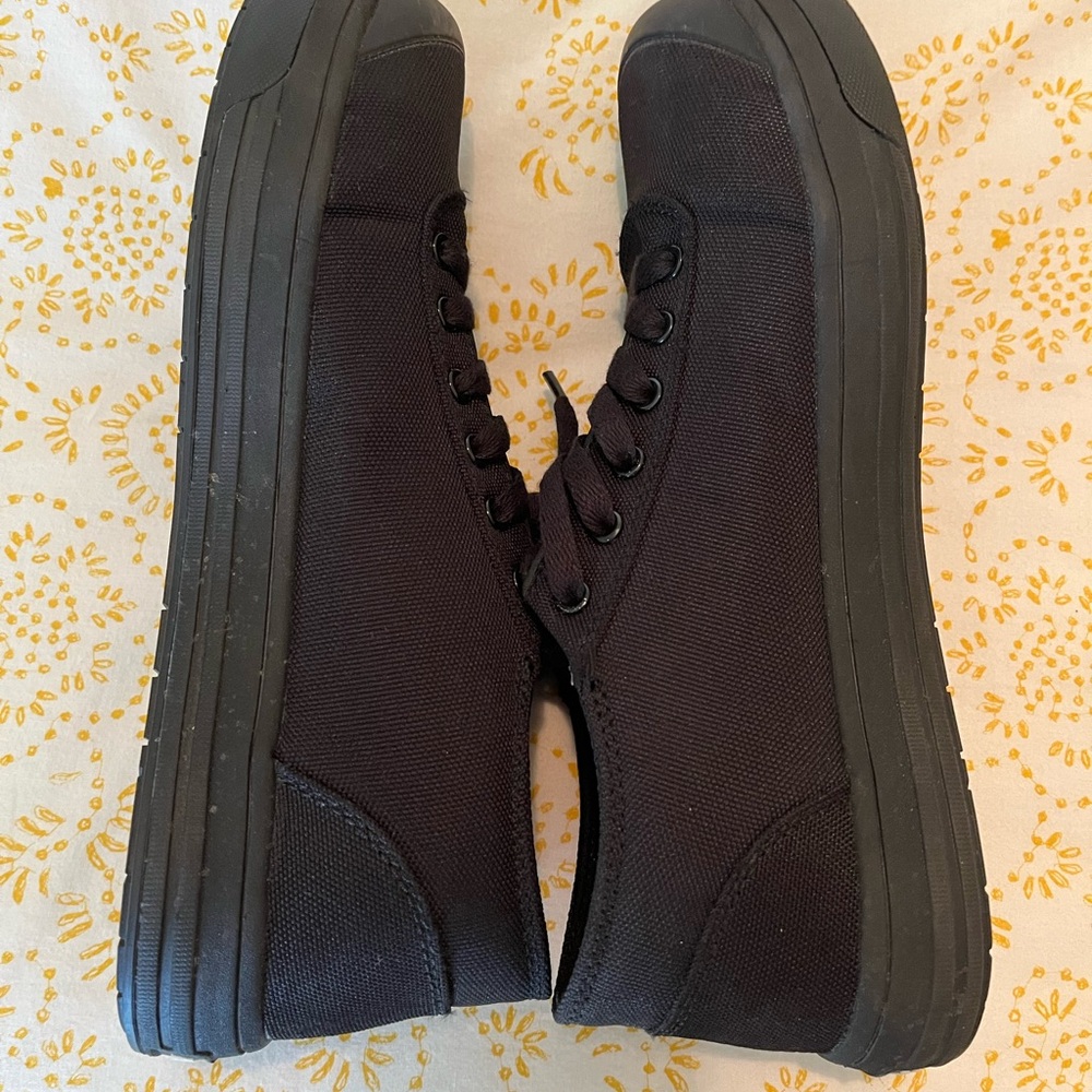 ✨✨NWOT!  Avenger Work Boots Low Top!✨✨